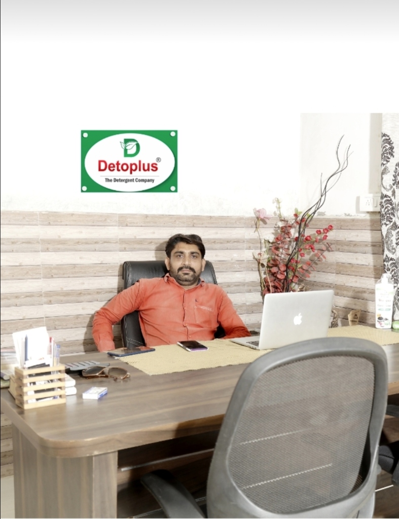 Detoplus Managing Director & Executive Founder in Surat Headquarters